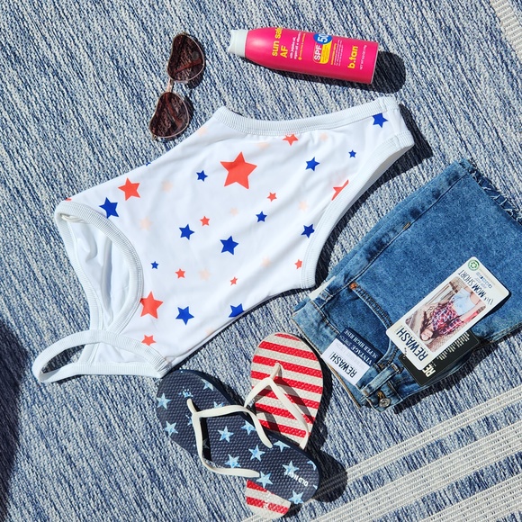 NWOT aerie one piece stars bathing suit ๐ - Picture 5 of 6